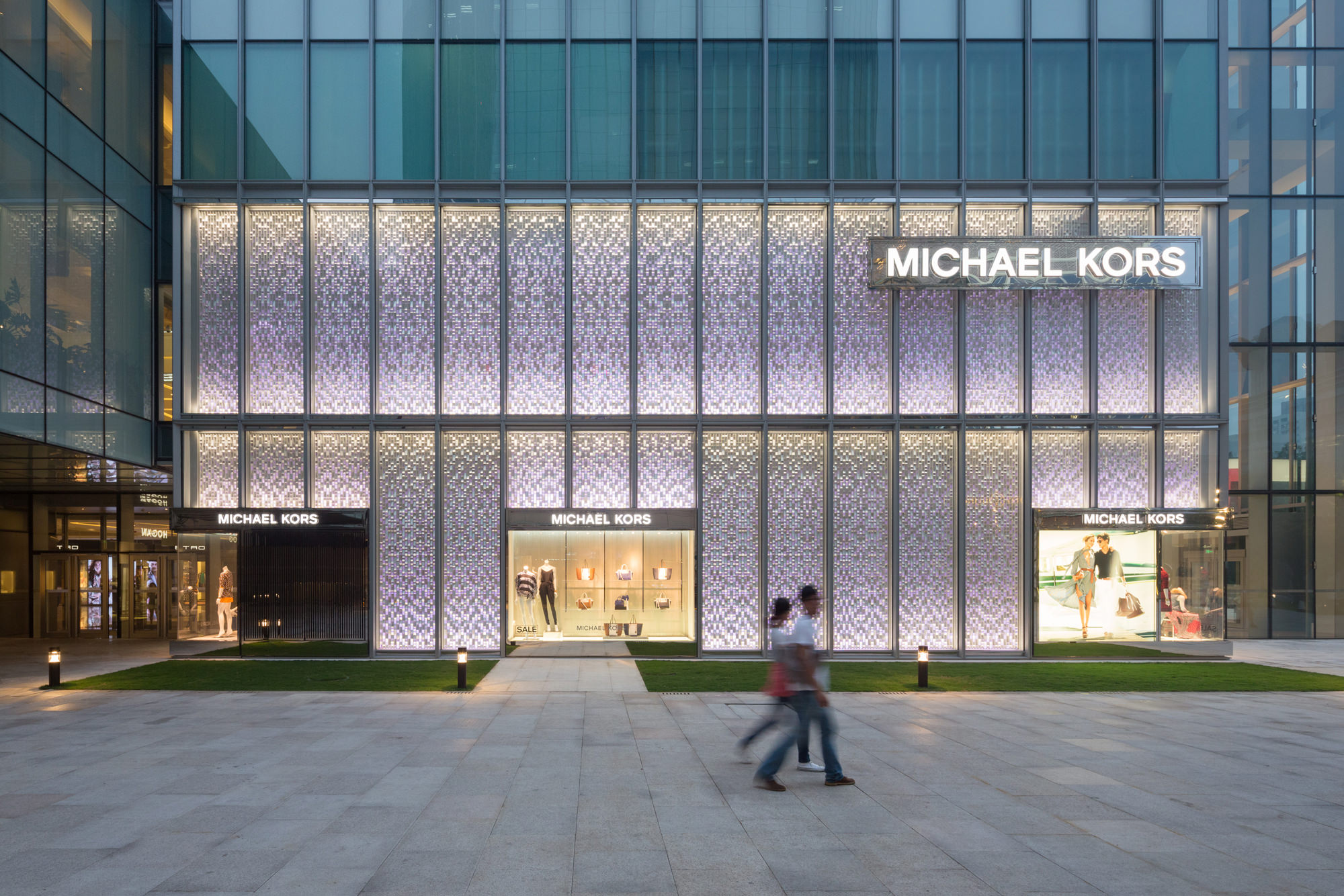 Michael Kors Flagship Store 07 – HG Esch