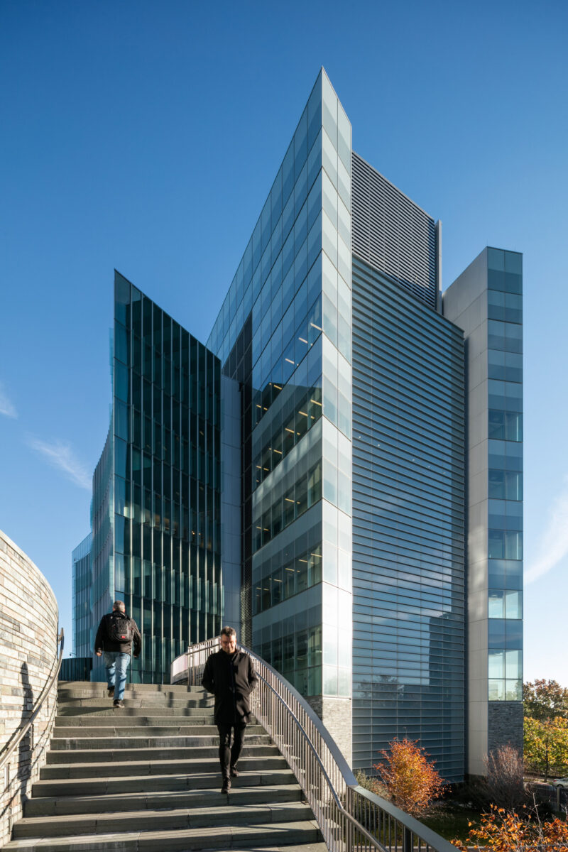 CUNY Advanced Research Center, New York HG Esch